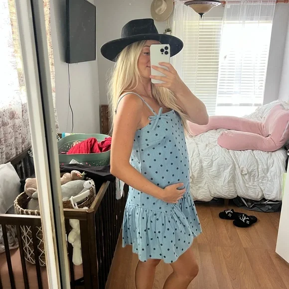 AVEC Les filles dress - Picture 10 of 16